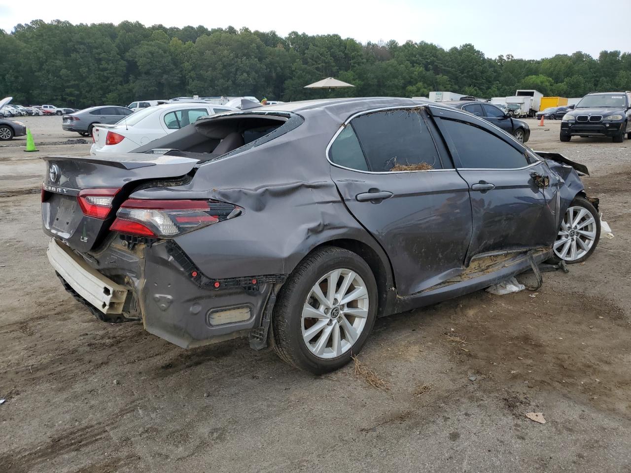 2022 Toyota Camry - Image 3