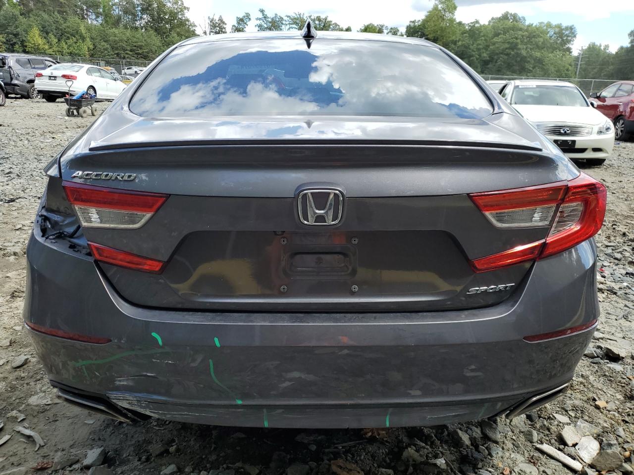 1HGCV1F33JA051690 2018 Honda Accord Sport