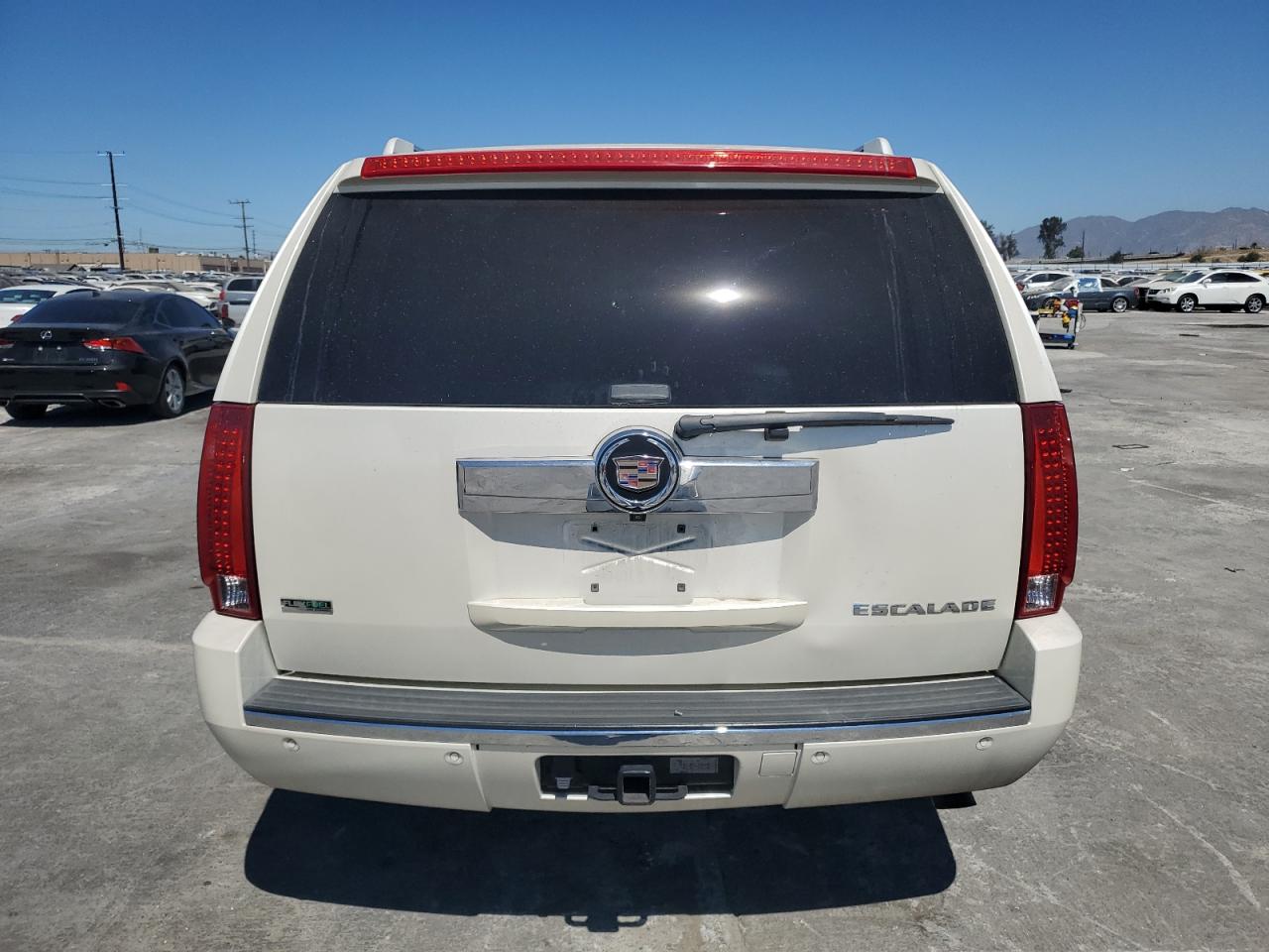 1GYUCJEF8AR150540 2010 Cadillac Escalade Esv Premium