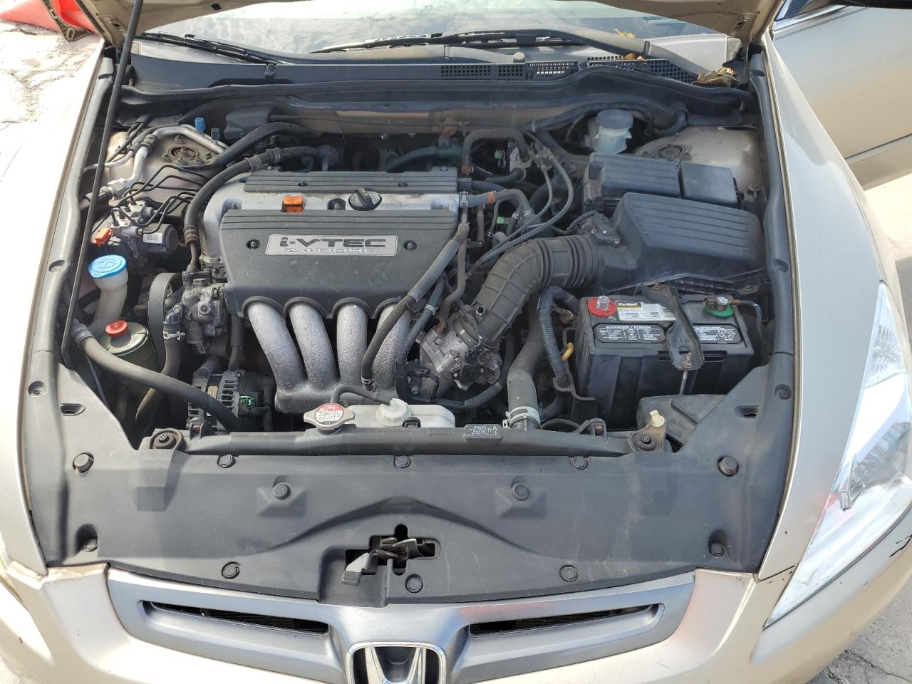 2005 Honda Accord - Image 11