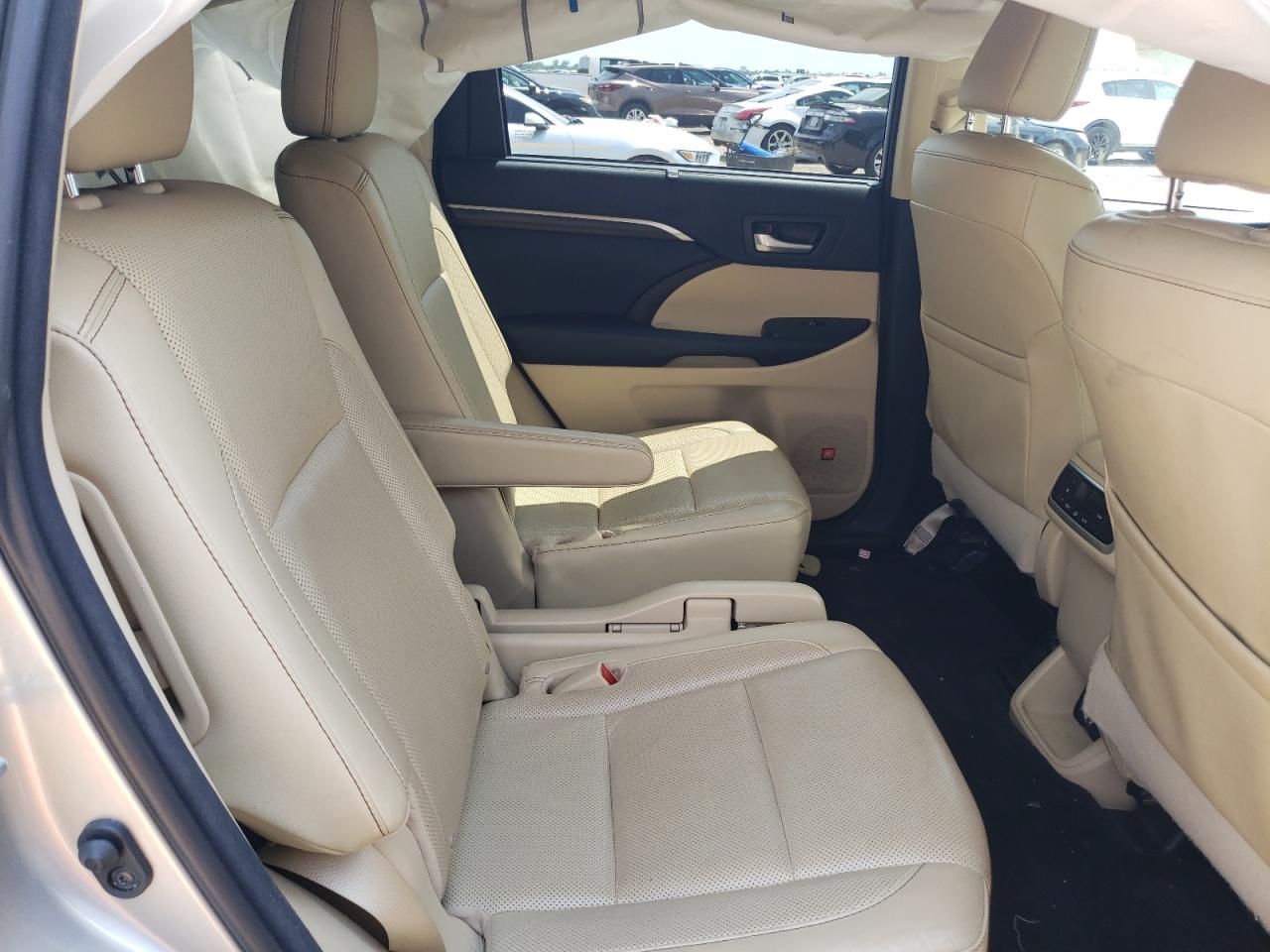 2016 Toyota Highlander Limited VIN: 5TDYKRFH0GS172566 Lot: 67270864