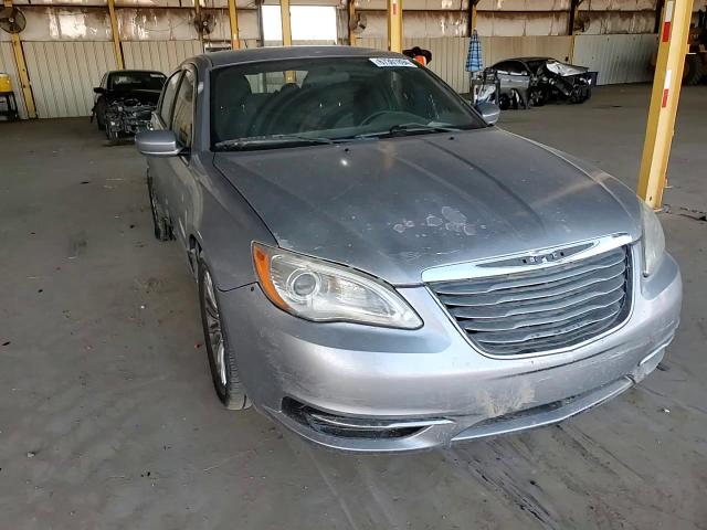 2013 Chrysler 200 Lx VIN: 1C3CCBAB8DN671834 Lot: 67301894