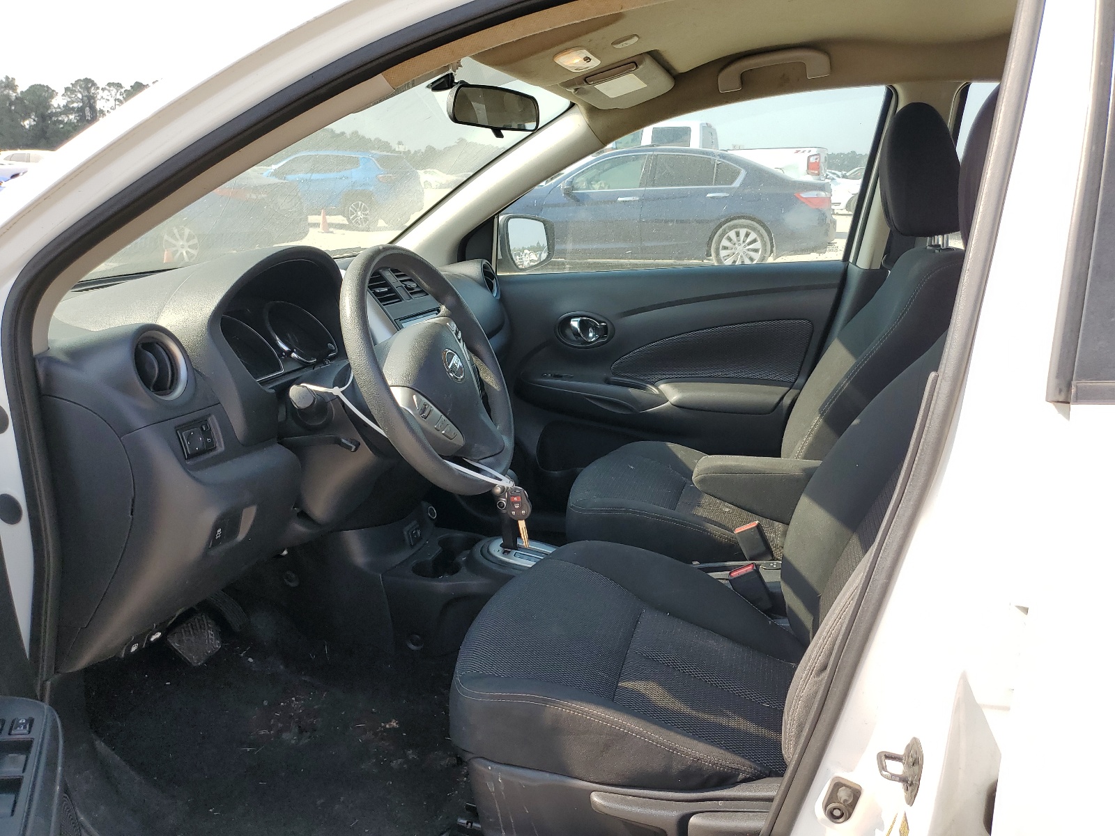 3N1CN7APXJL851278 2018 Nissan Versa S