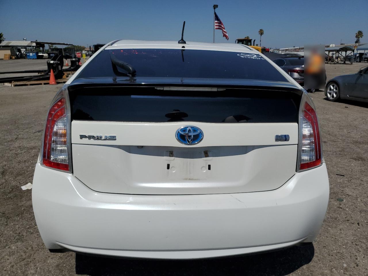 2014 Toyota Prius VIN: JTDKN3DU7E0388411 Lot: 66307414