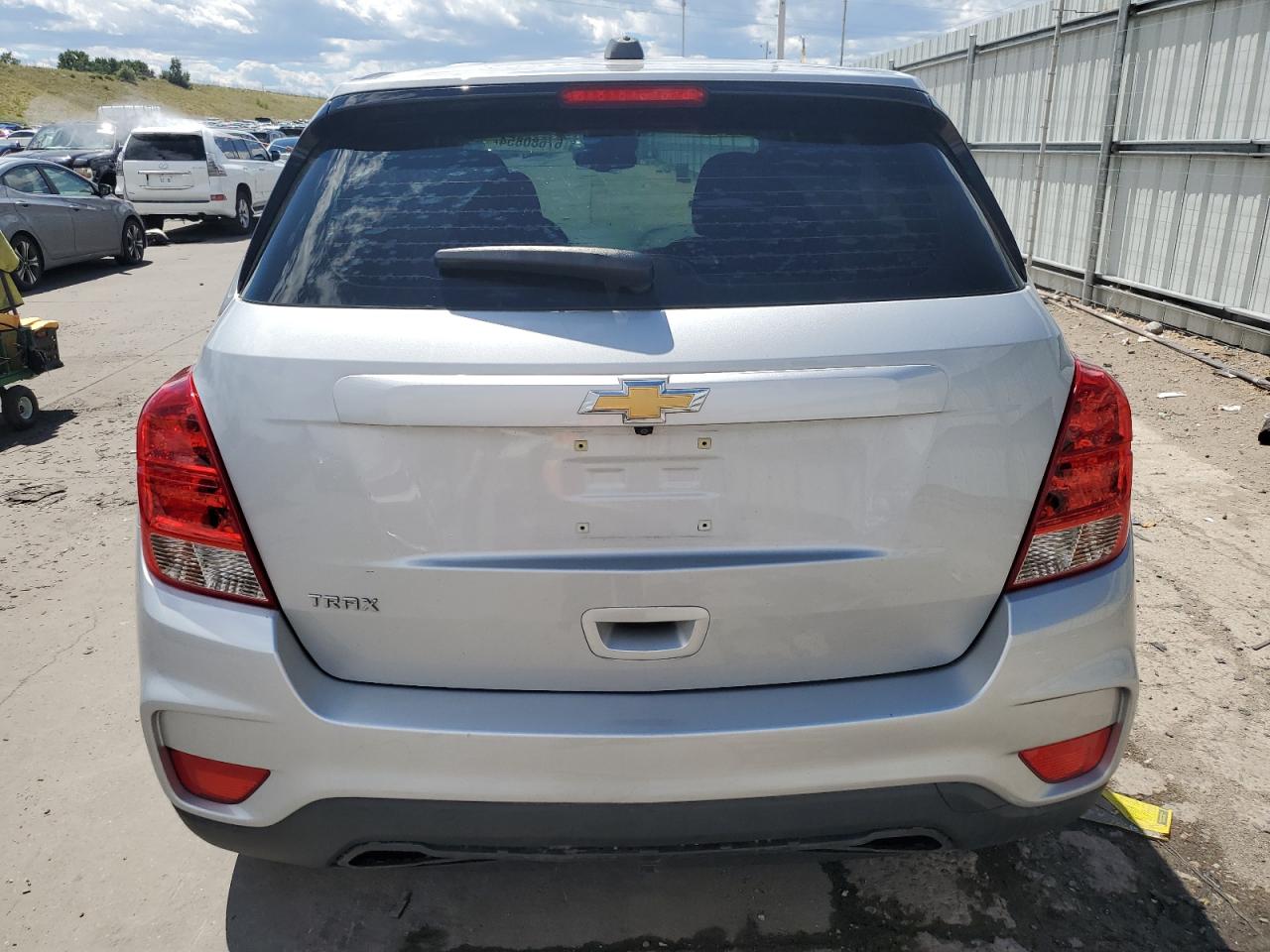 3GNCJKSB5LL200892 2020 Chevrolet Trax Ls