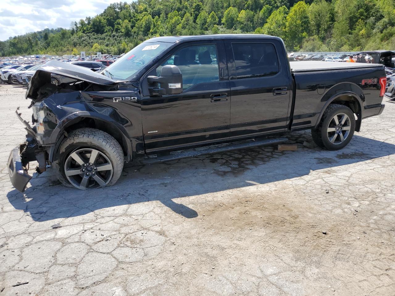 VIN 1FTFW1EG4GKE57252 2016 FORD F-150 no.1