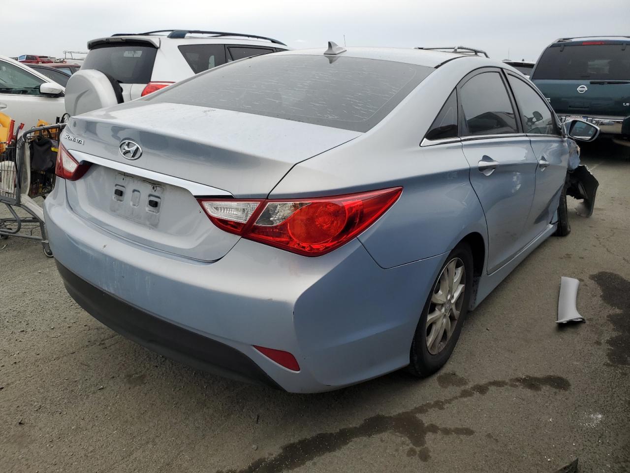 2014 Hyundai Sonata - Image 3