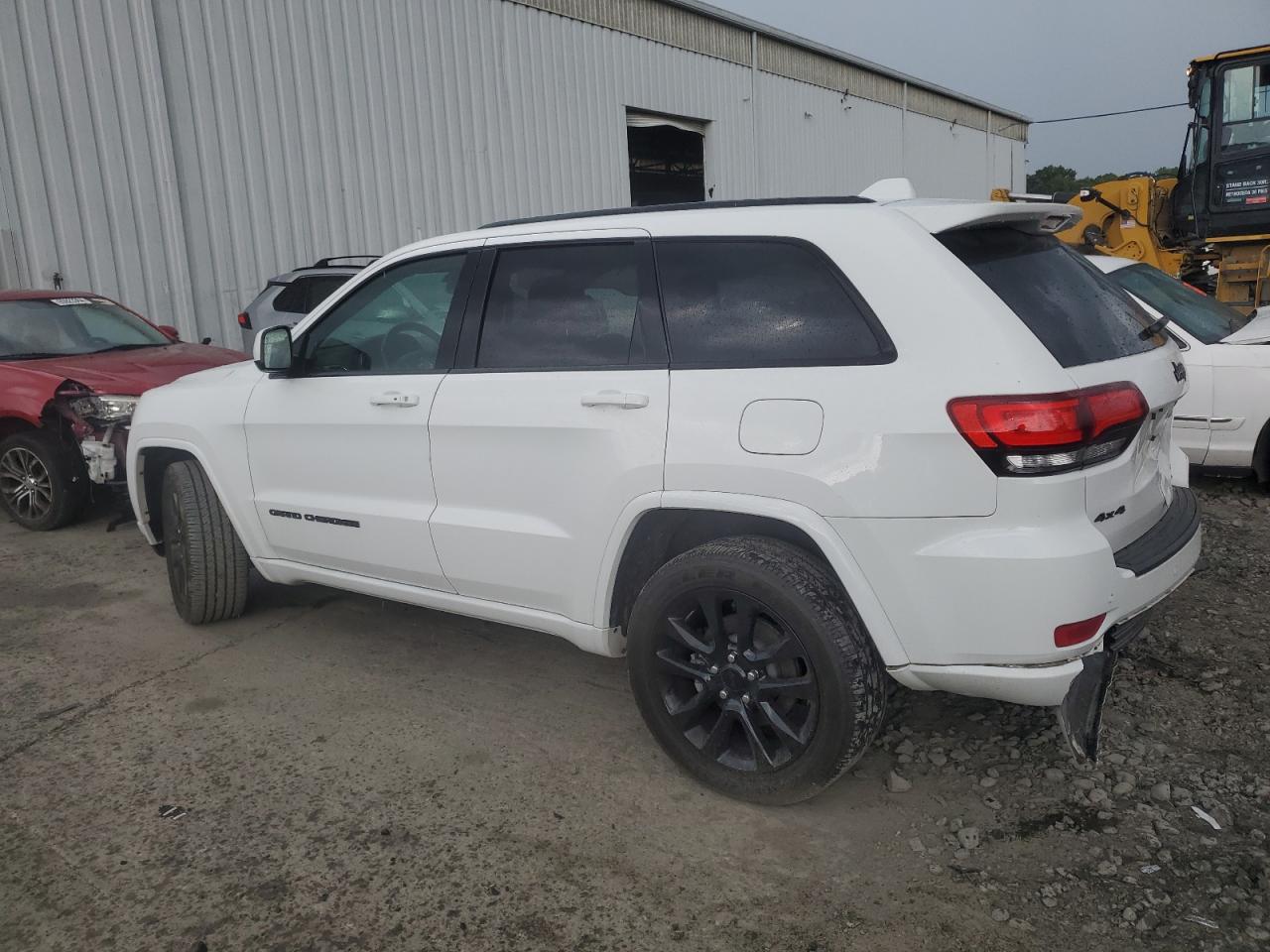 1C4RJFAG1MC564313 2021 JEEP GRAND CHEROKEE - Image 2