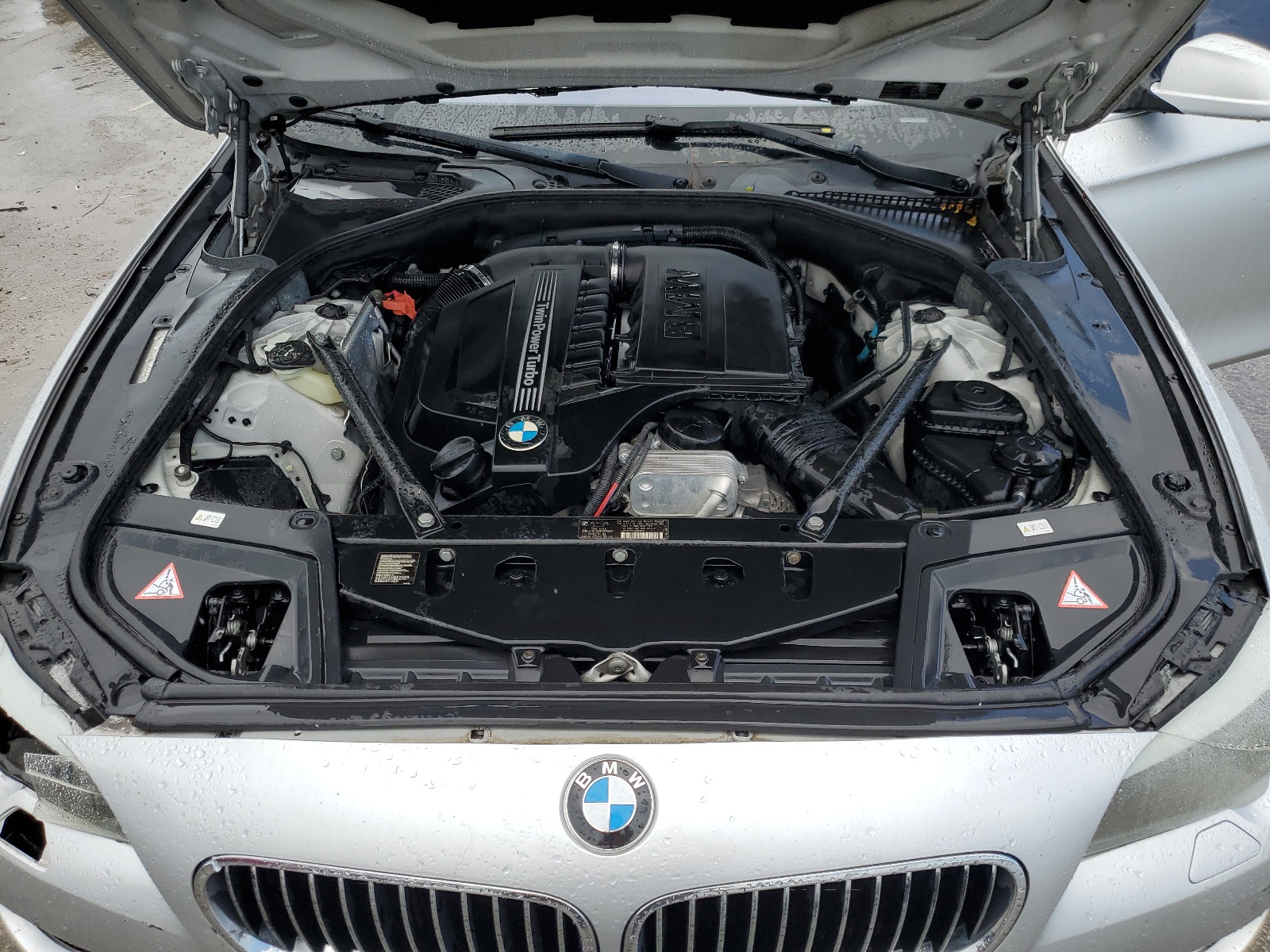 WBAFU7C53CDU65235 2012 BMW 535 Xi