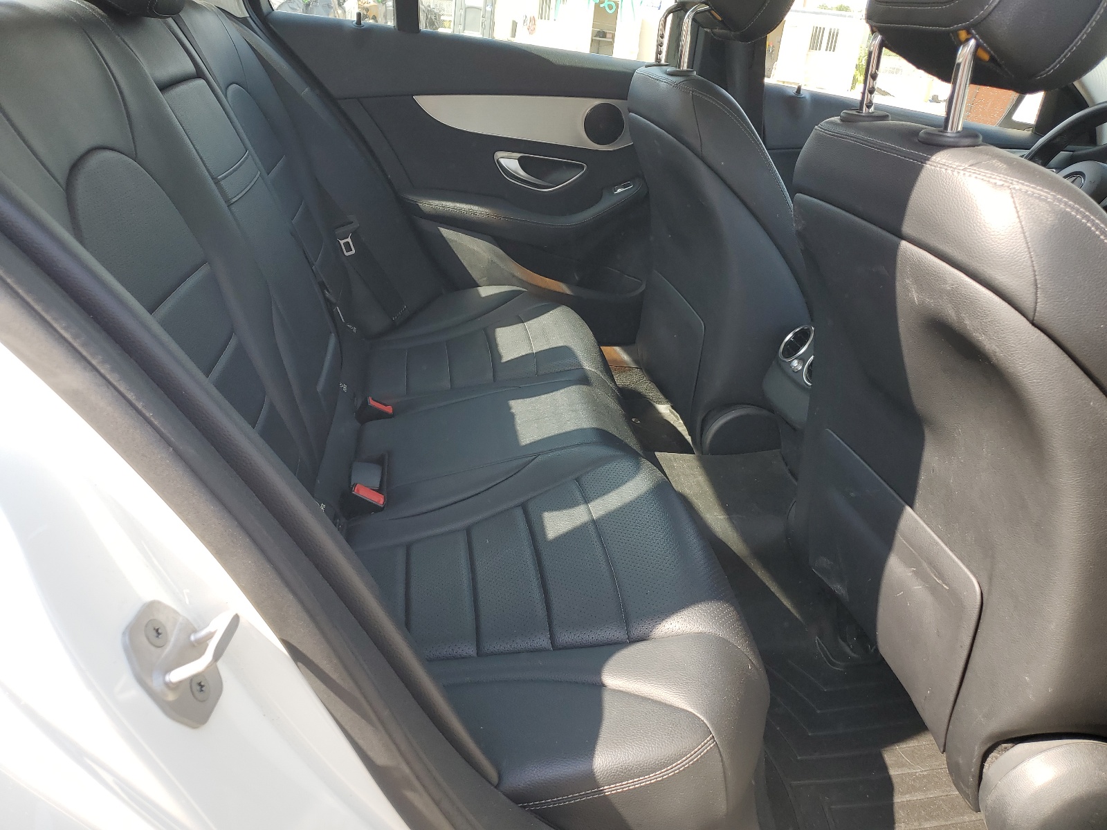 55SWF4KB3GU145526 2016 Mercedes-Benz C 300 4Matic