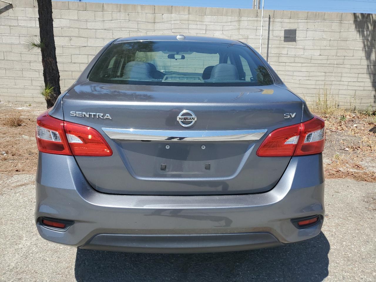 2018 Nissan Sentra S VIN: 3N1AB7AP5JL620966 Lot: 67109294