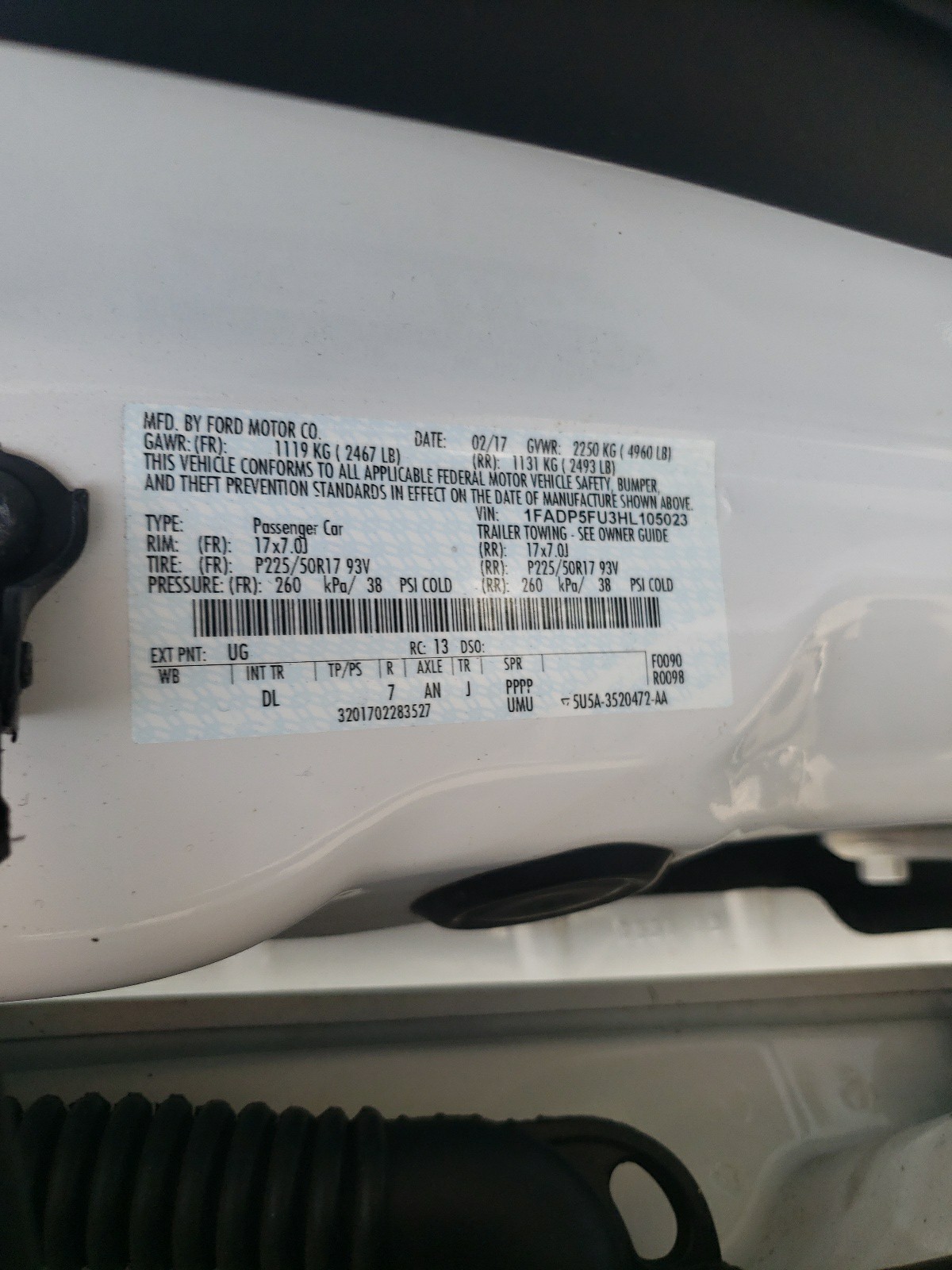 1FADP5FU3HL105023 2017 Ford C-Max Titanium