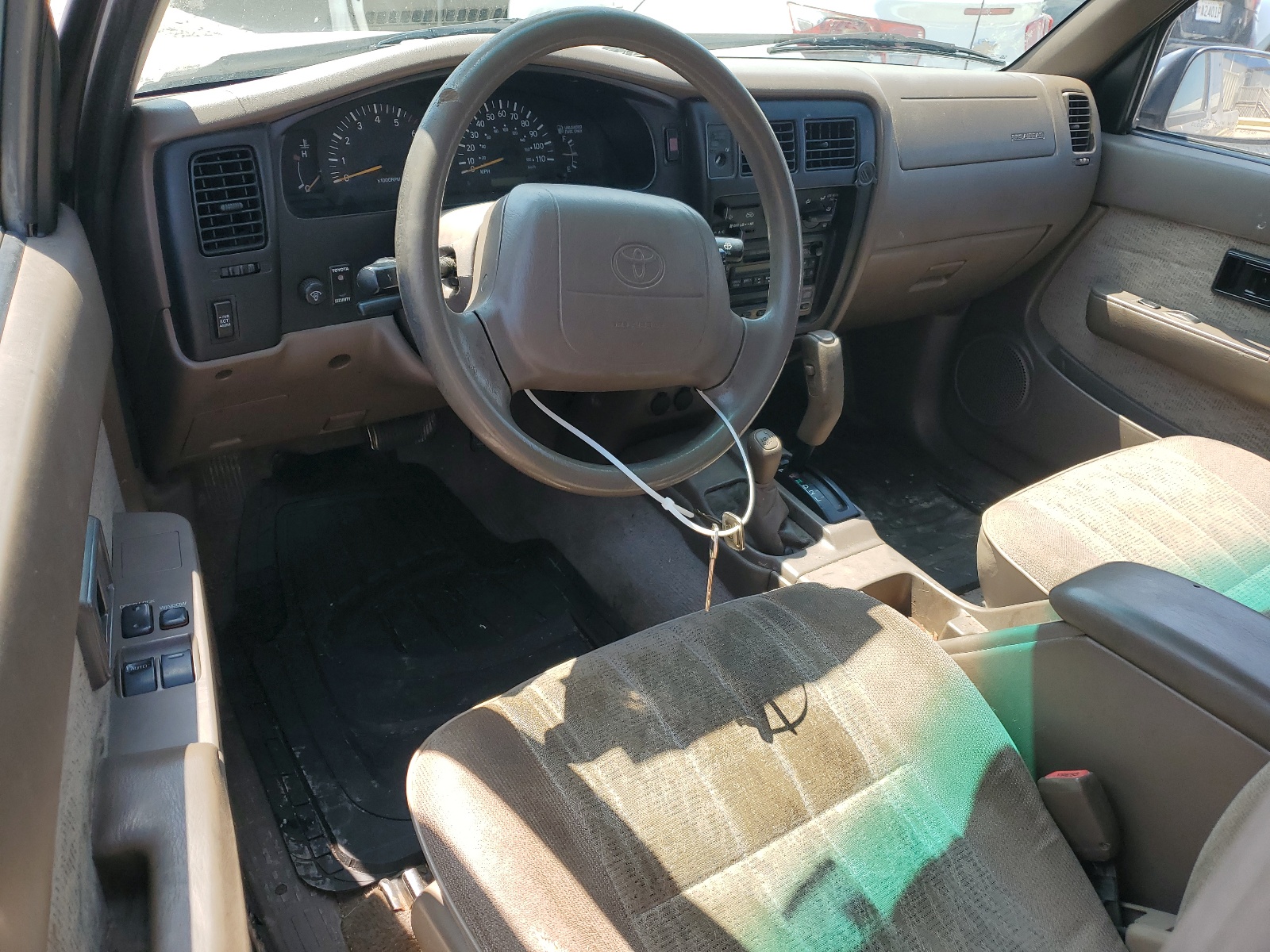 4TAWN72N8XZ545278 1999 Toyota Tacoma Xtracab