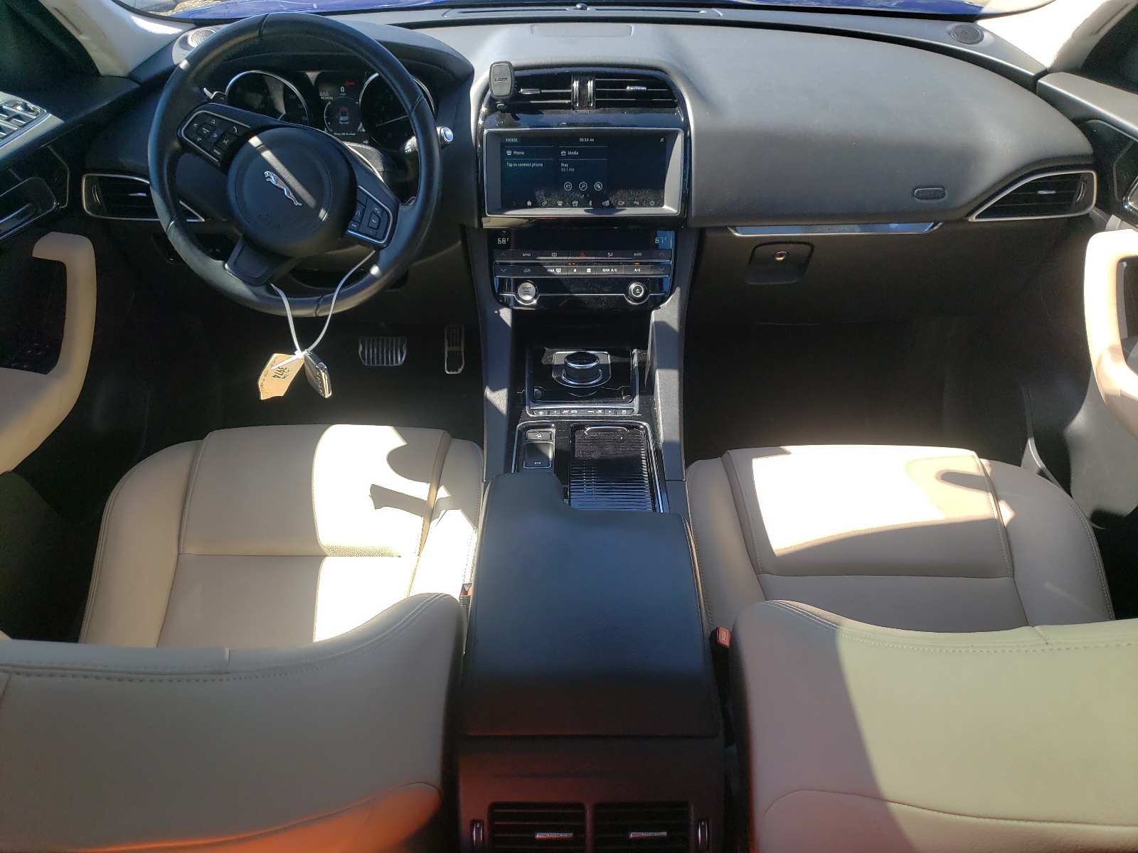 SADCJ2FX9KA610040 2019 Jaguar F-Pace Premium