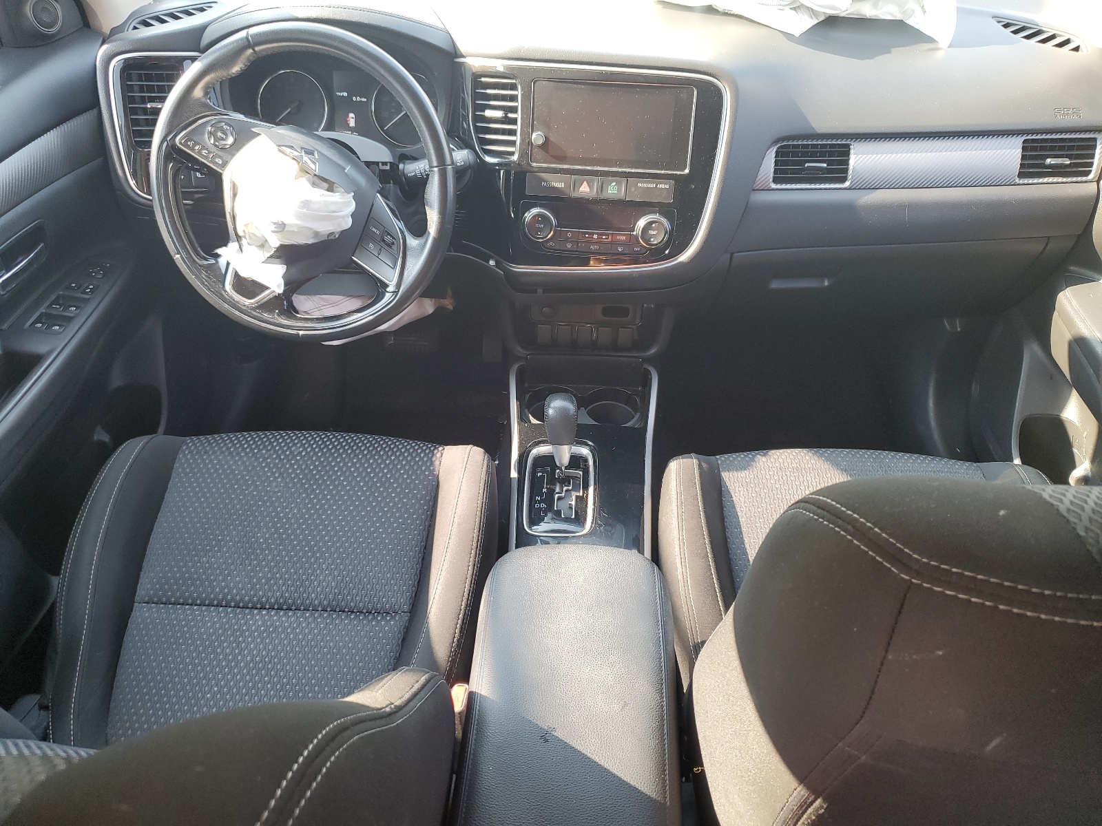 JA4AZ3A35HZ058210 2017 Mitsubishi Outlander Se