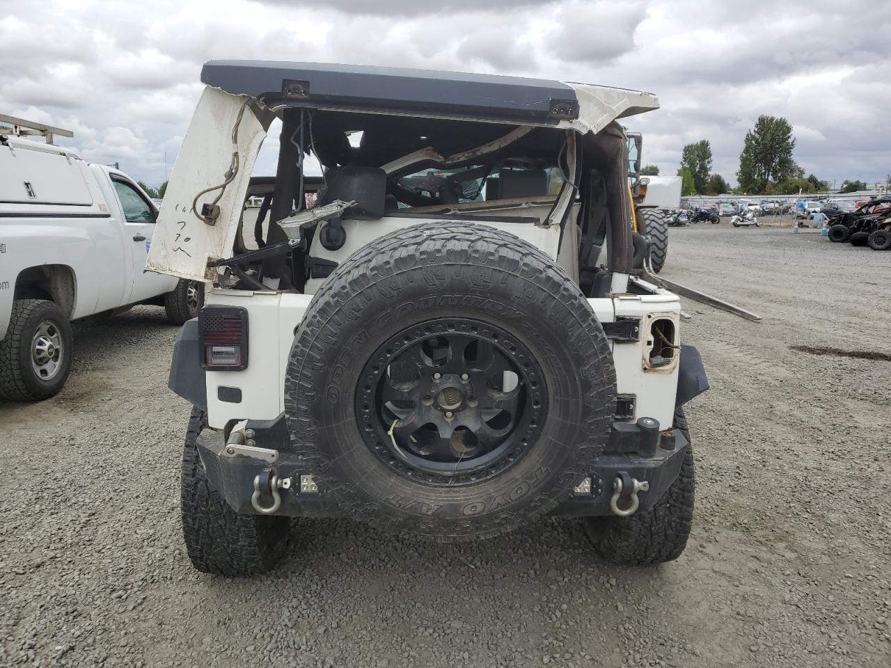 2007 Jeep Wrangler X VIN: 1J8GA39187L202210 Lot: 68022604