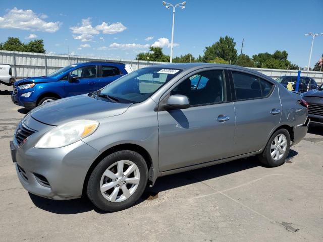  NISSAN VERSA 2014 Сріблястий