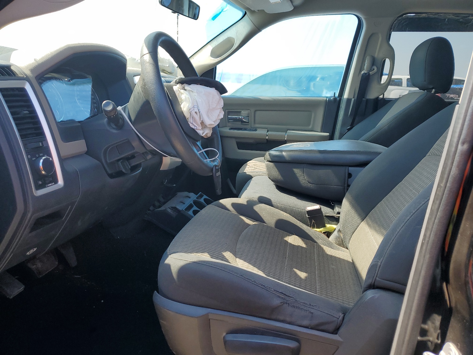 1C6RD6GPXCS245339 2012 Dodge Ram 1500 Slt