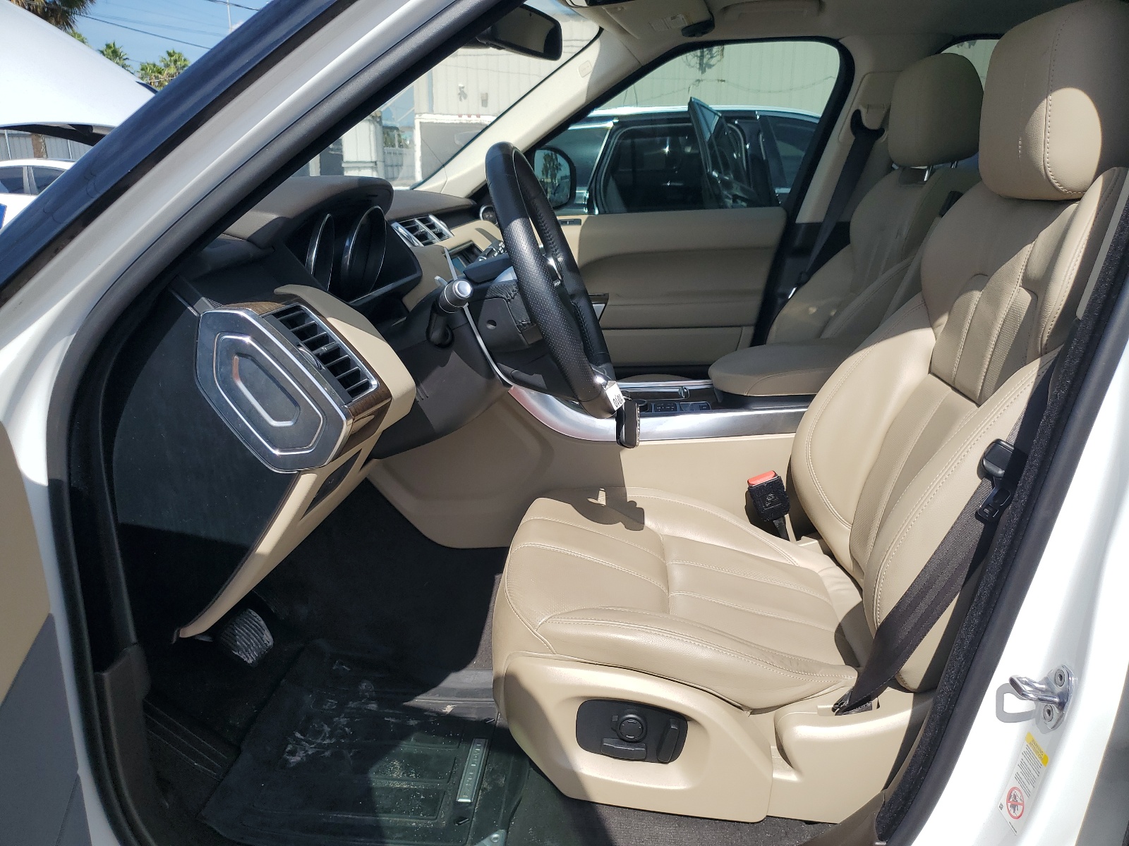 SALWG2PF2GA587830 2016 Land Rover Range Rover Sport Se