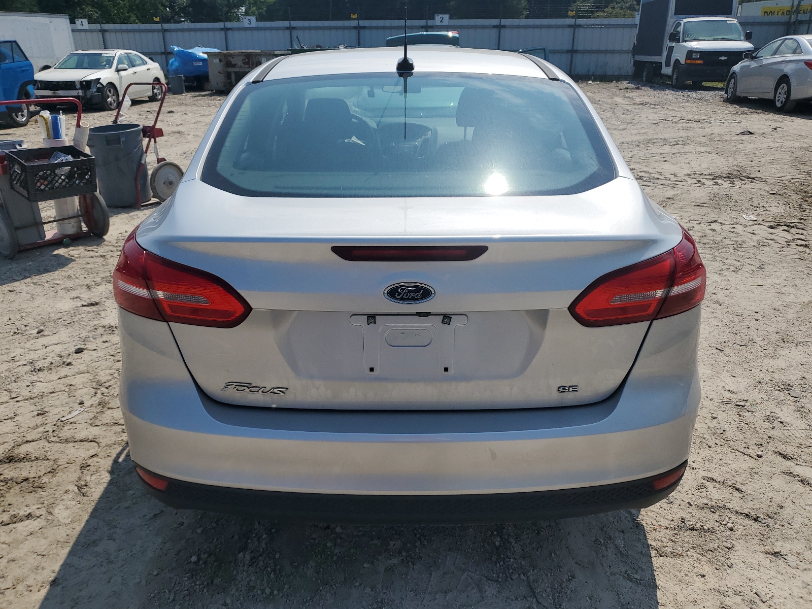 1FADP3F23JL200500 2018 Ford Focus Se