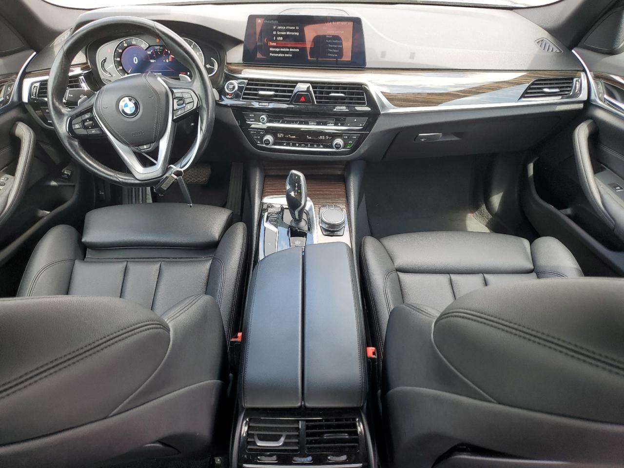 WBAJA7C57JWC76627 2018 BMW 530 Xi