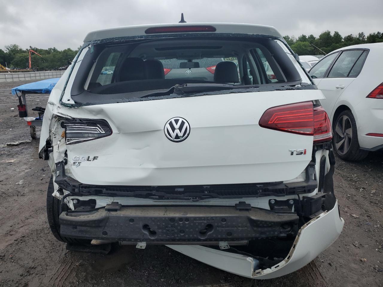 3VWG17AU6JM261893 2018 Volkswagen Golf S