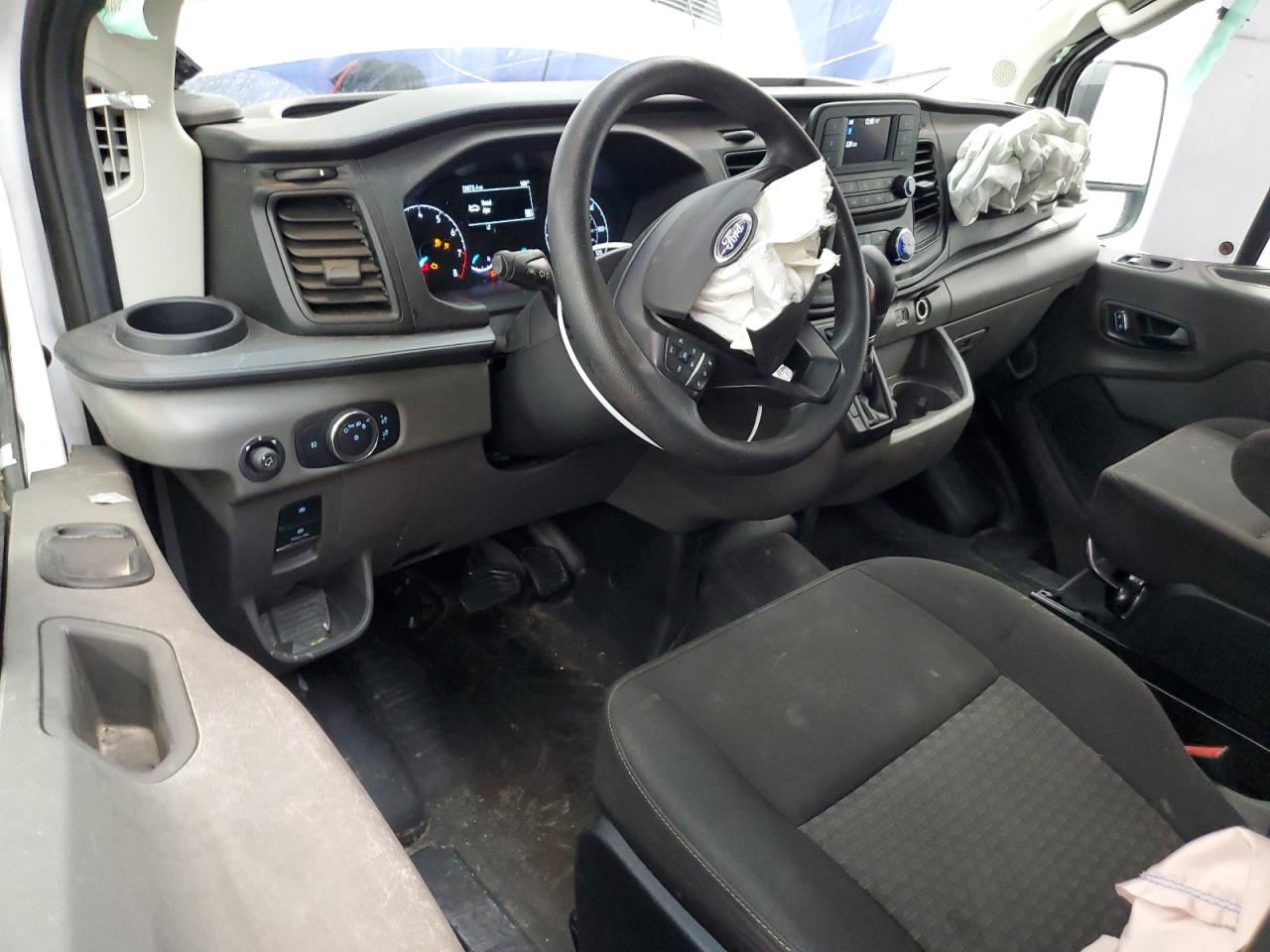 2022 Ford Transit - Image 8
