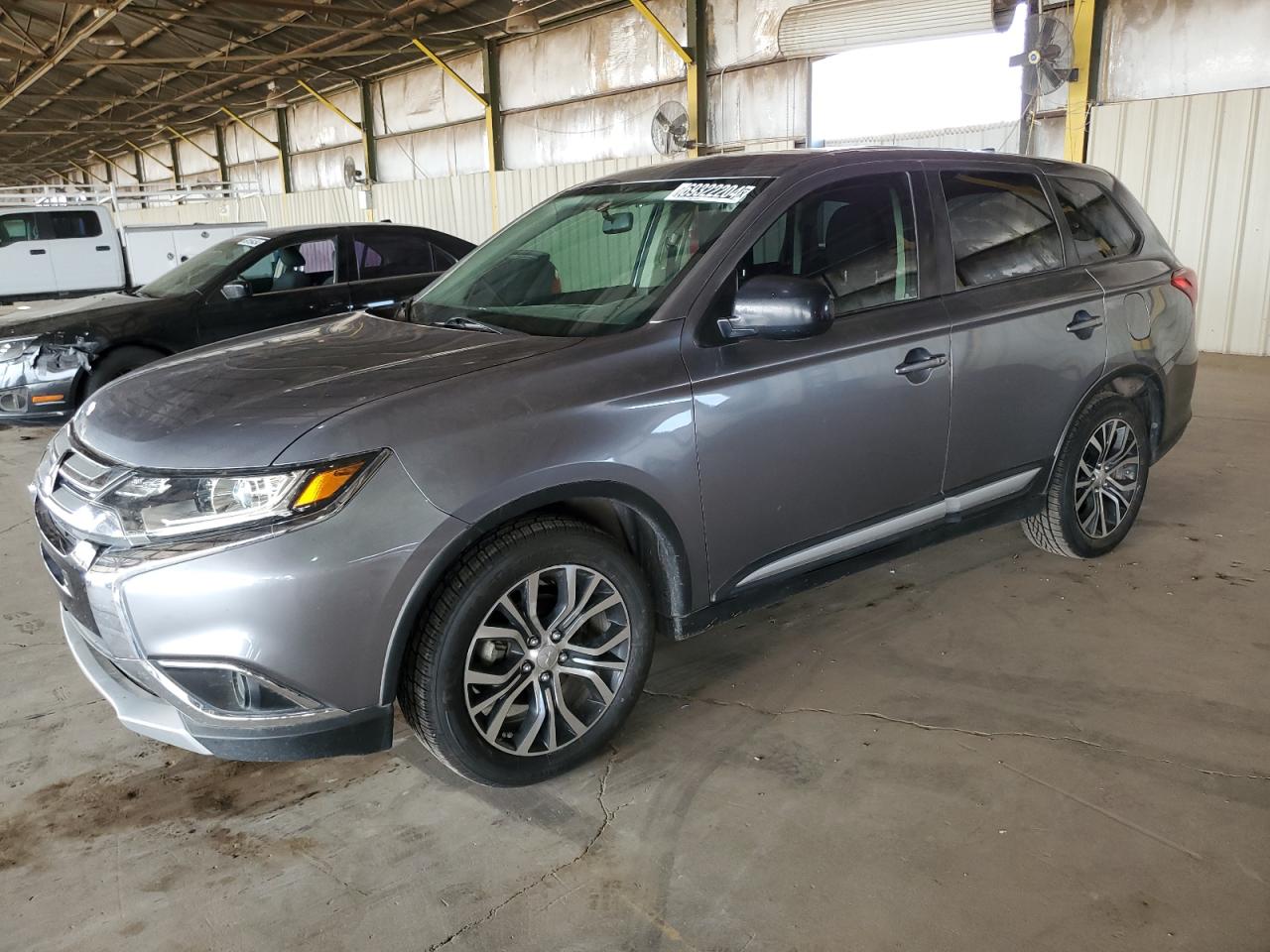 JA4AD2A30HZ034650 2017 MITSUBISHI OUTLANDER - Image 1