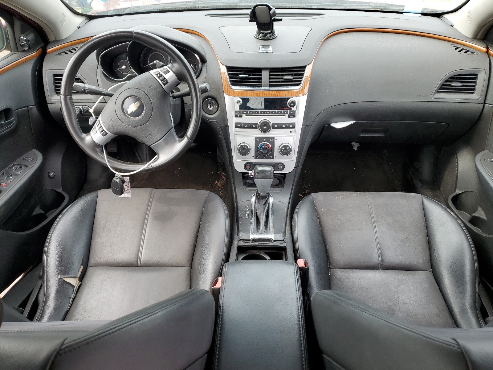 1G1ZJ57B49F183527 2009 Chevrolet Malibu 2Lt