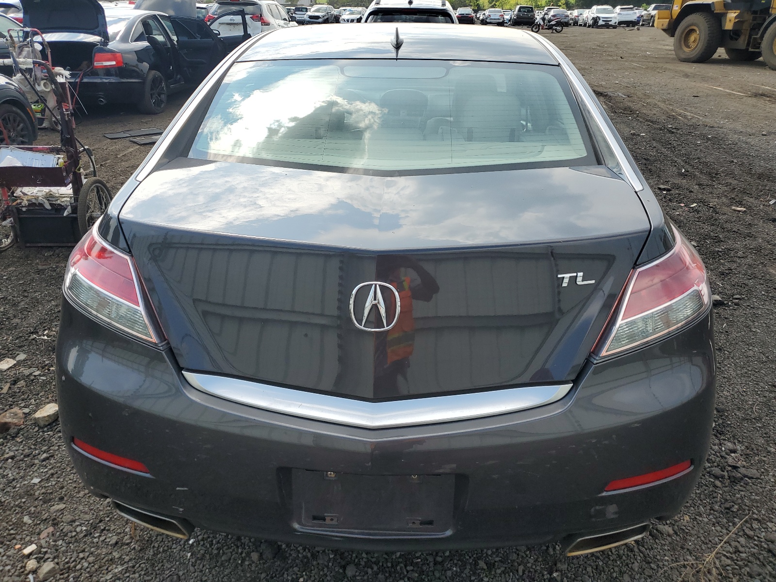 19UUA8F28DA010427 2013 Acura Tl