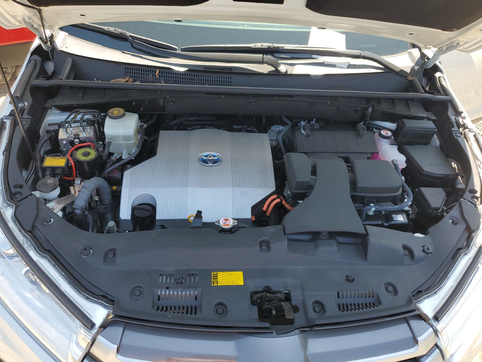 5TDJGRFH1KS065182 2019 Toyota Highlander Hybrid