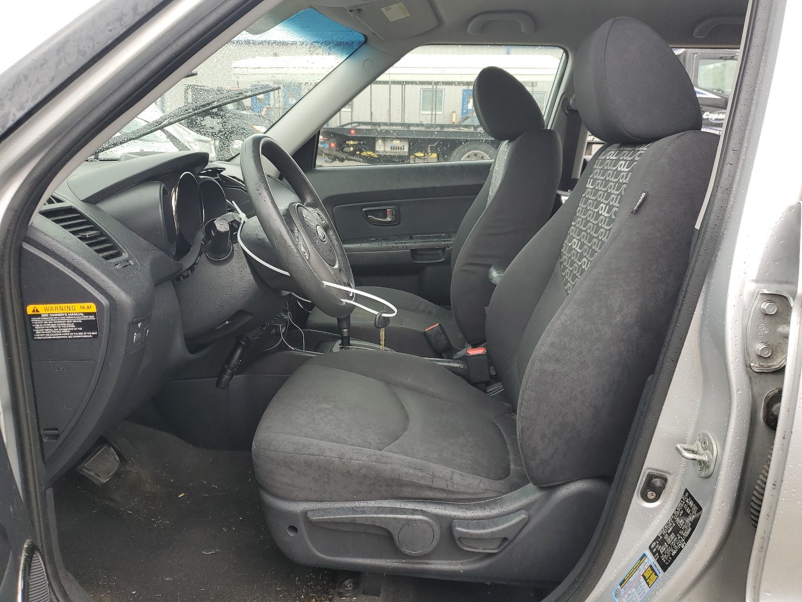 KNDJT2A27A7703093 2010 Kia Soul +