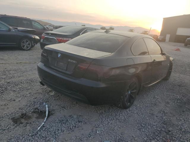  BMW 3 SERIES 2012 Черный