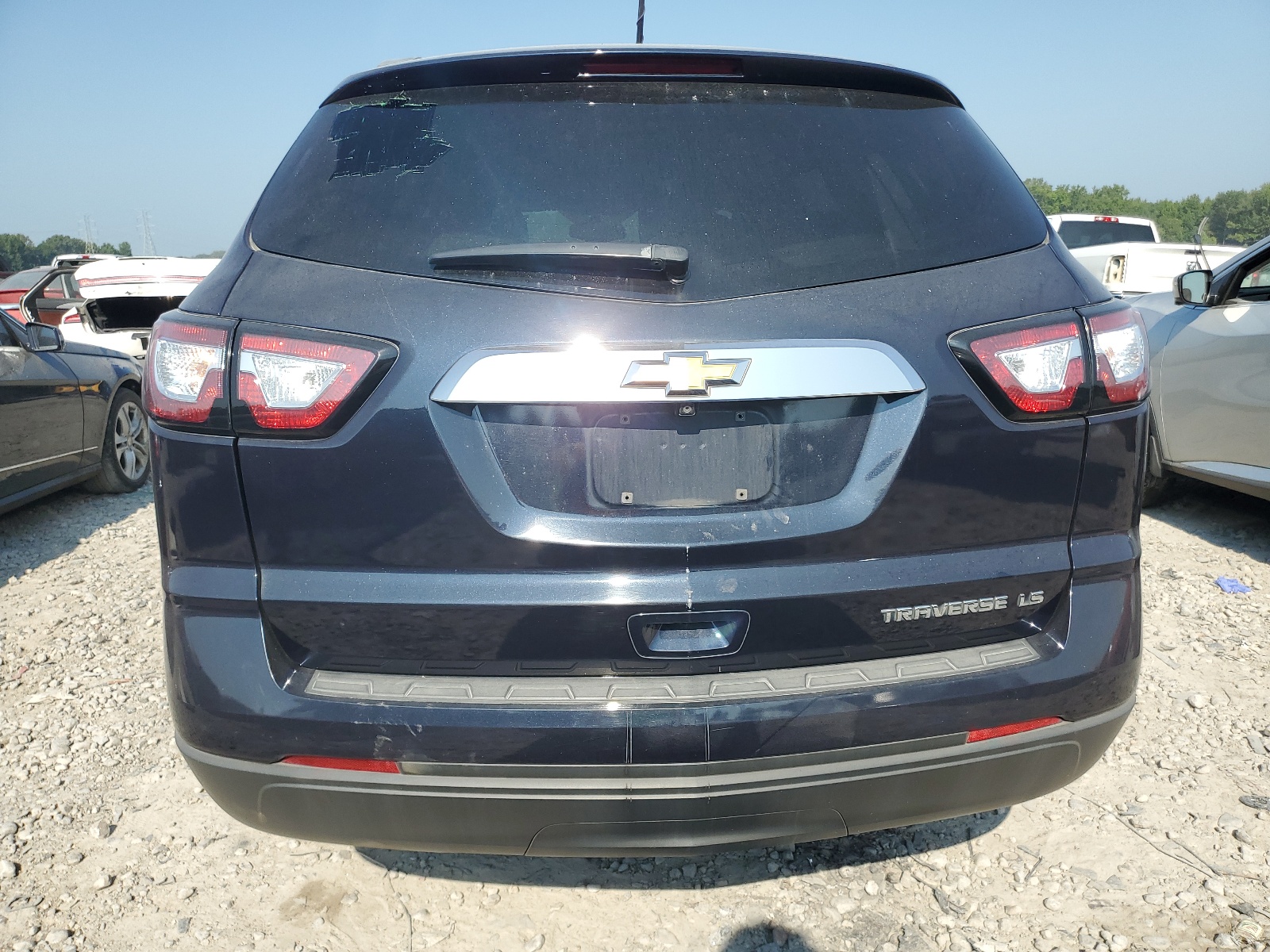 1GNKRFKD1FJ355030 2015 Chevrolet Traverse Ls