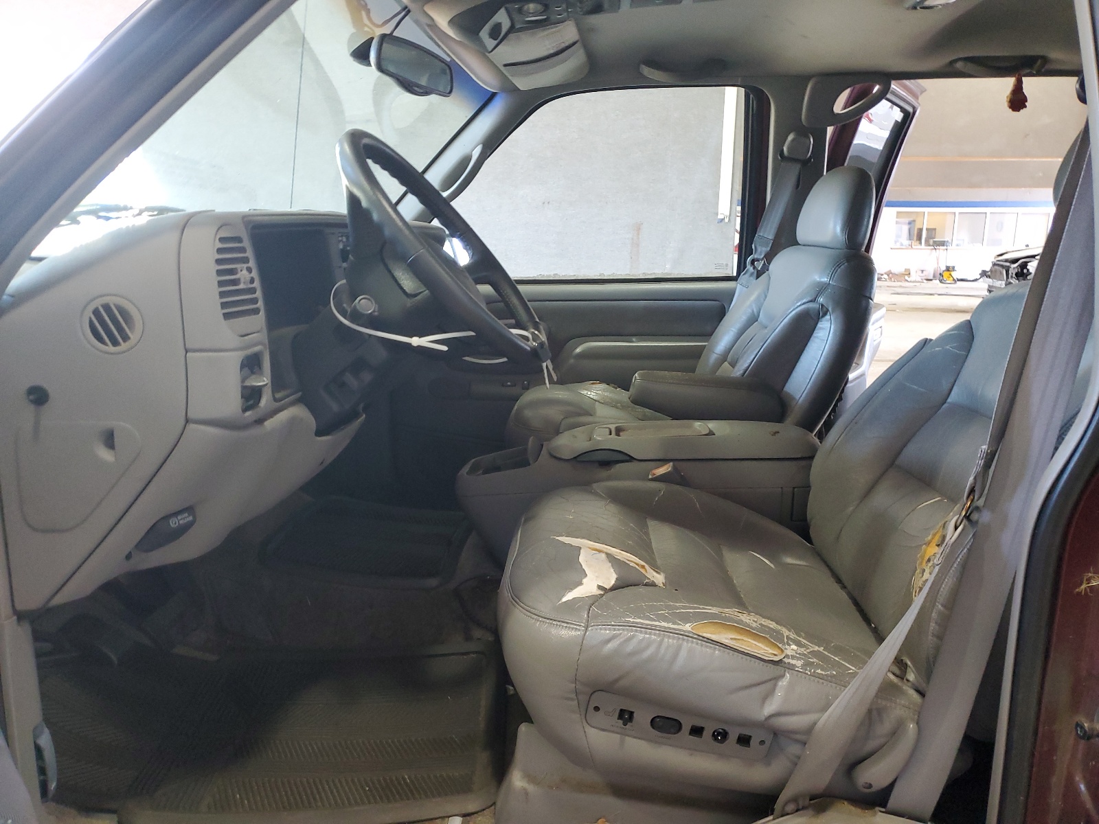 1GNEK13R7WJ327960 1998 Chevrolet Tahoe K1500