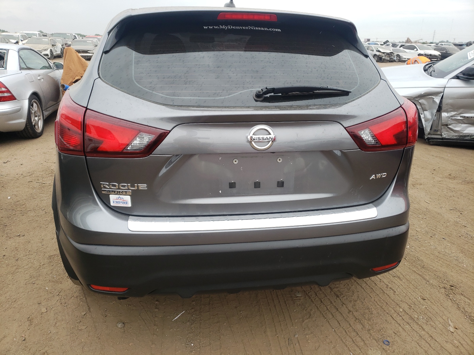 JN1BJ1CR3HW143798 2017 Nissan Rogue Sport S