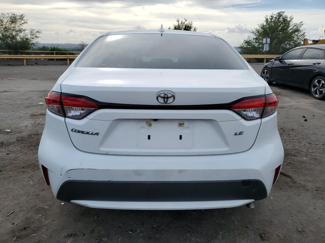 2020 Toyota Corolla Le VIN: JTDEPRAE1LJ088412 Lot: 66228844