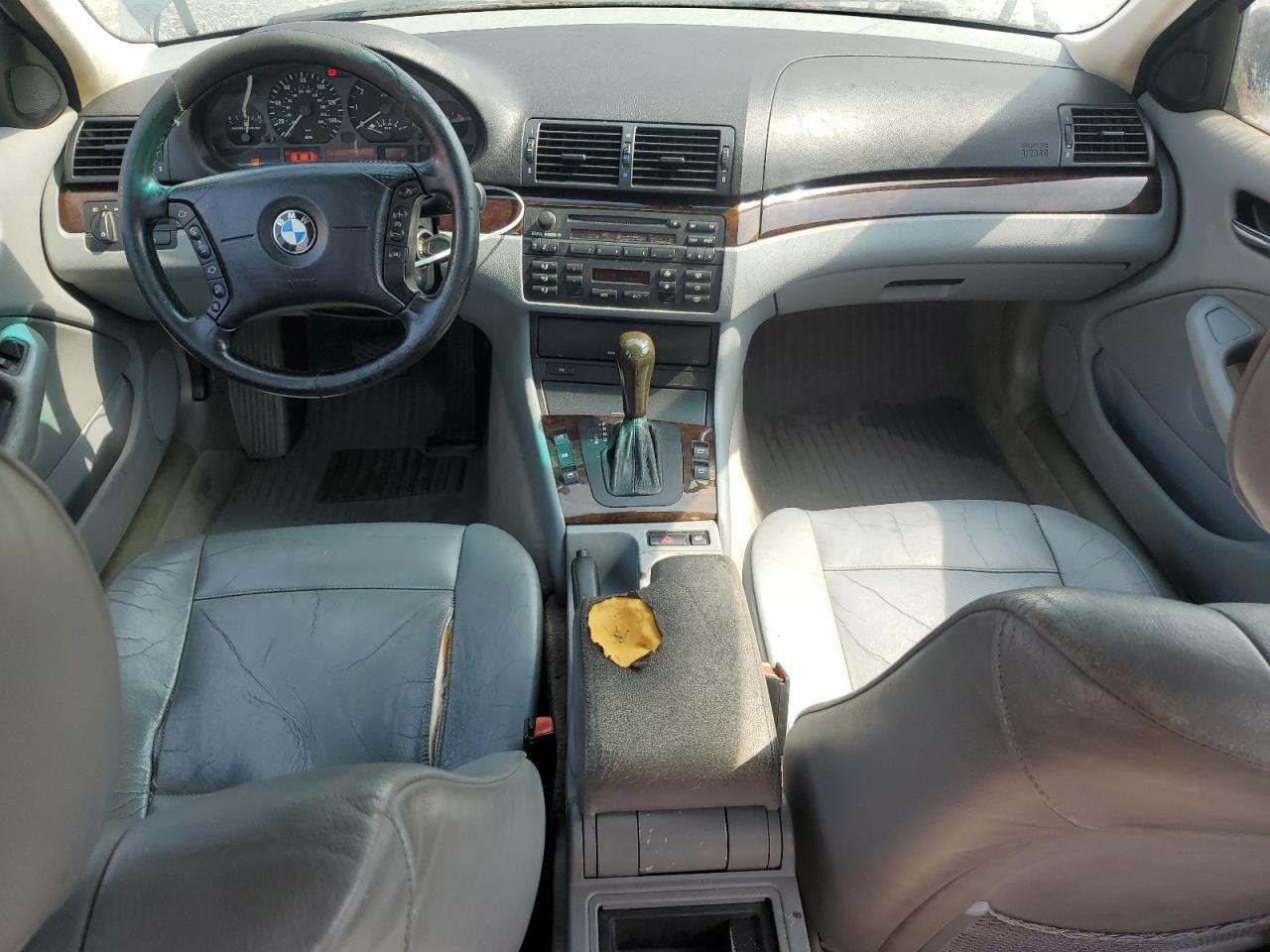 2004 BMW 325 I VIN: WBAEV33484KR30520 Lot: 65685354