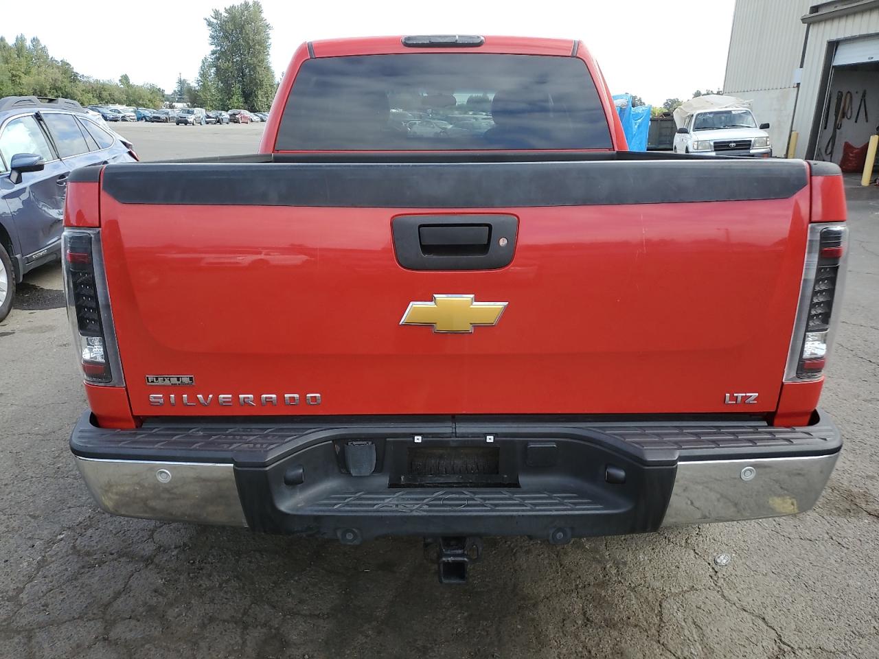 3GCPKTE36BG171881 2011 Chevrolet Silverado K1500 Ltz