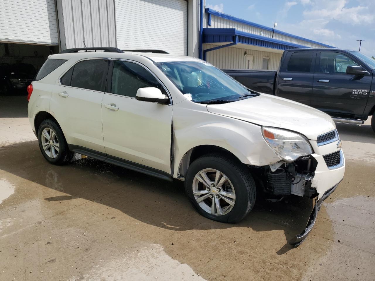 2015 Chevrolet Equinox - Image 4