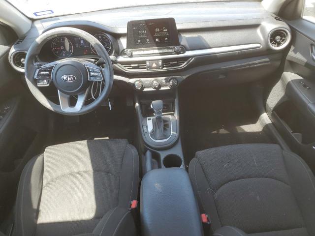 3KPF24AD9ME339592 Kia Forte FE 8