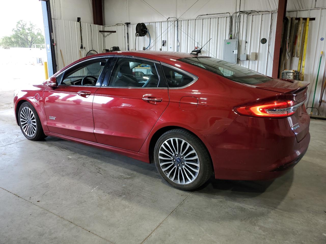 3FA6P0SU2HR201762 2017 FORD FUSION - Image 2