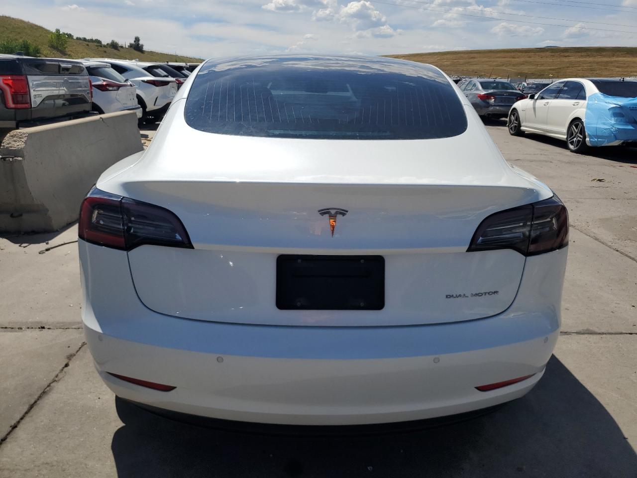 5YJ3E1EB6KF361557 2019 Tesla Model 3