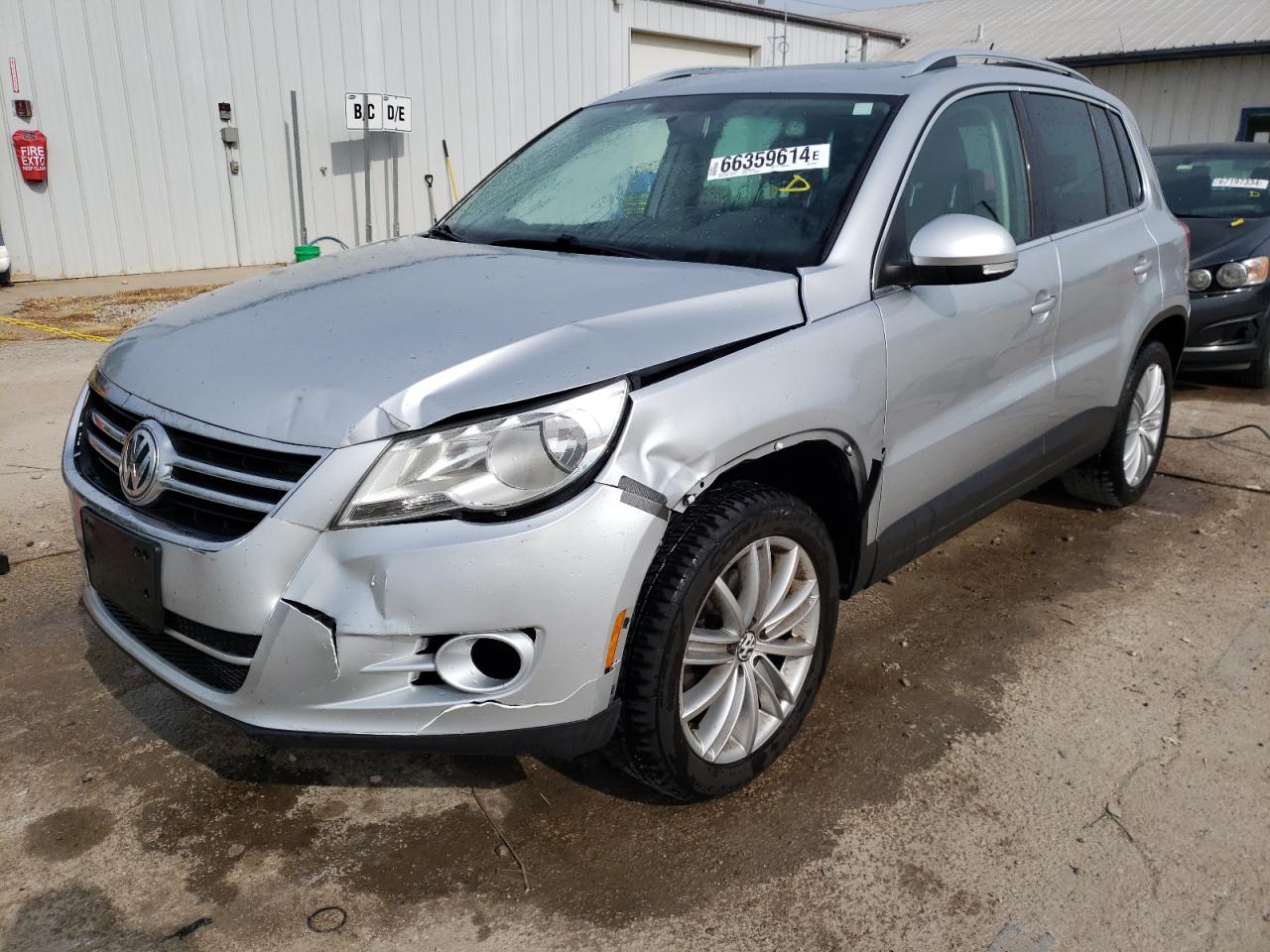 2011 Volkswagen Tiguan - Image 1