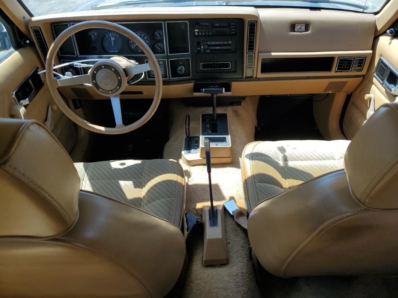 1988 Jeep Cherokee Pioneer VIN: 1JCMR7826JT151896 Lot: 67757664