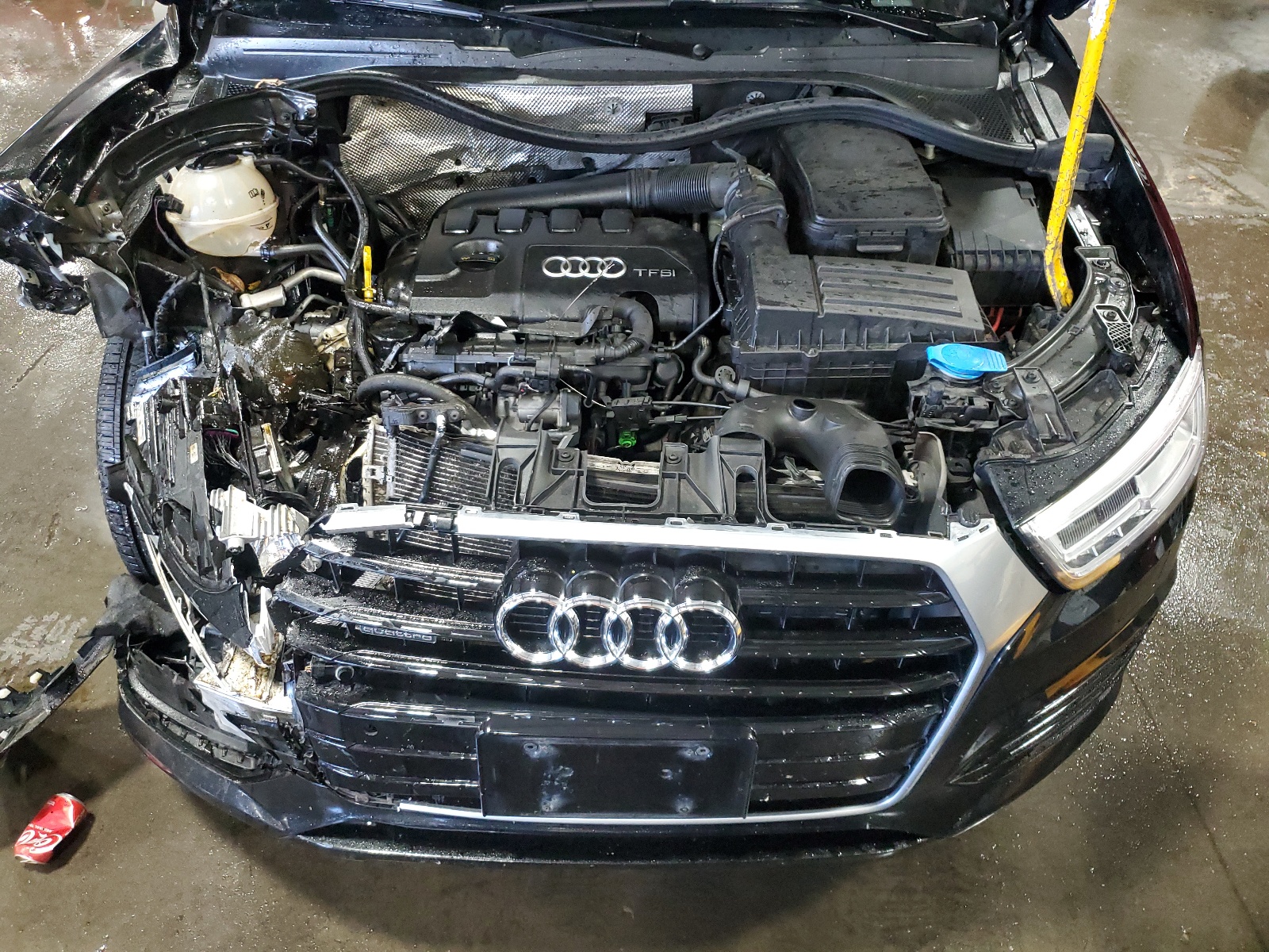 WA1JCCFS3JR001866 2018 Audi Q3 Premium Plus