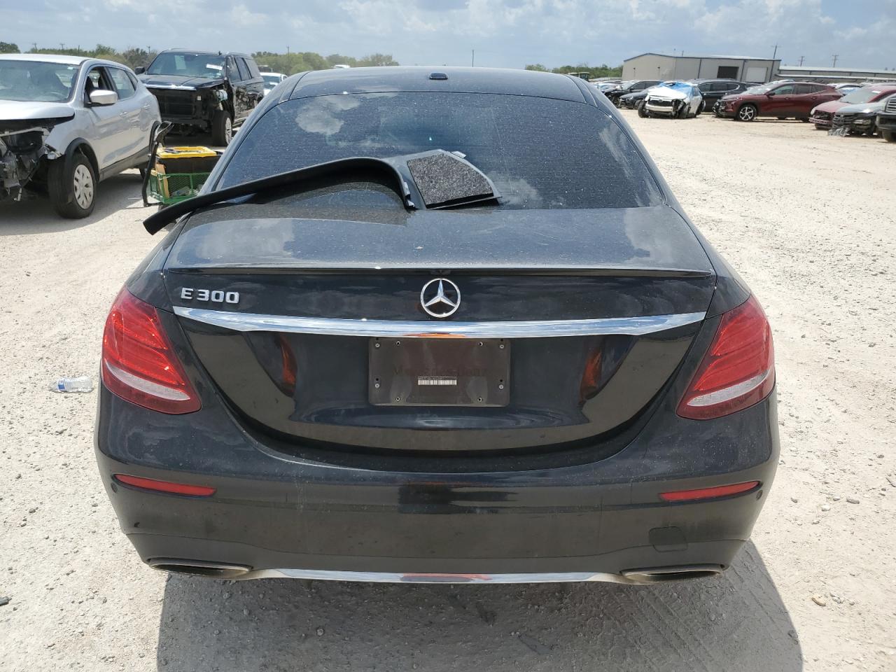 2017 Mercedes-Benz E 300 VIN: WDDZF4JB3HA032997 Lot: 65831274