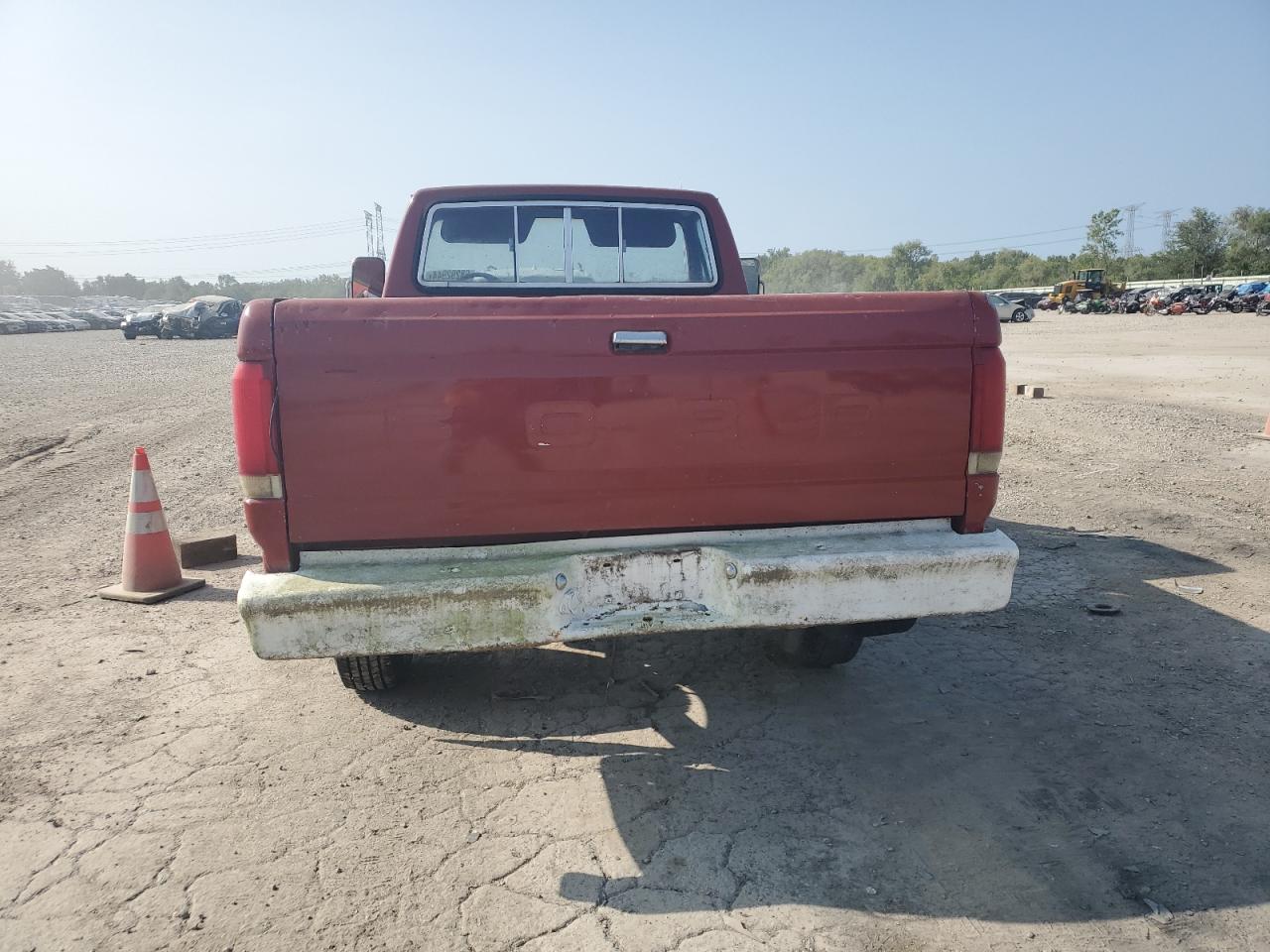 1987 Ford F250 VIN: 1FTHF26H0HKA57454 Lot: 68292944