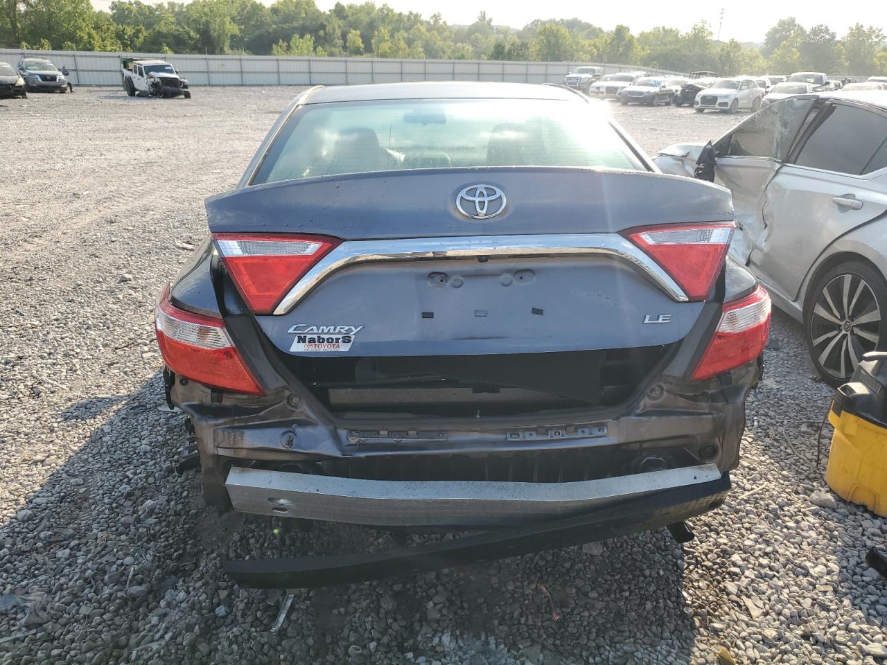 4T4BF1FK6FR493708 2015 Toyota Camry Le