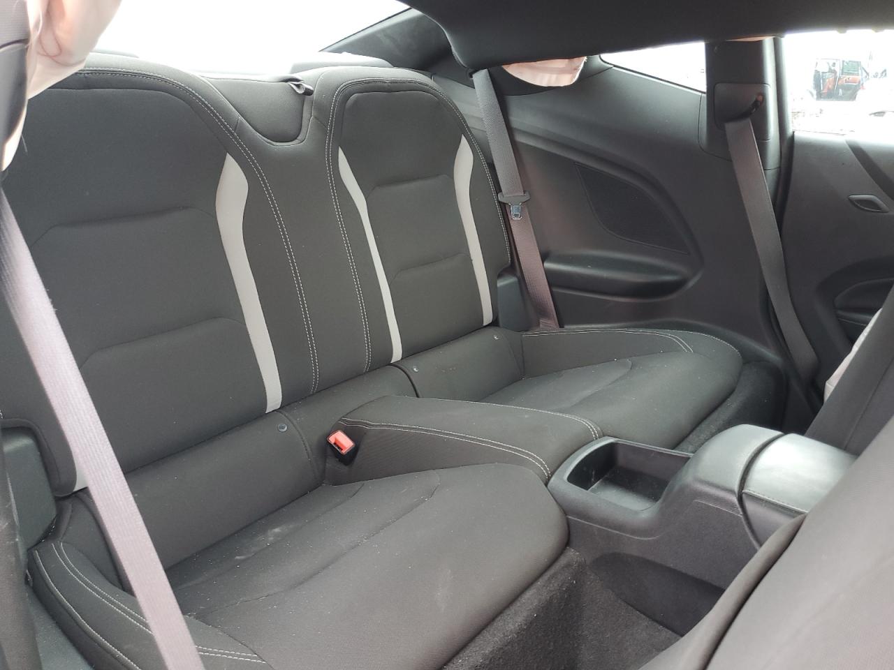 2018 Chevrolet Camaro Lt VIN: 1G1FB1RS1J0160056 Lot: 65826504